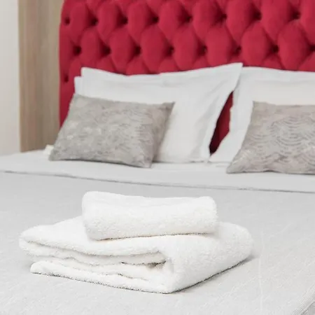 Golden Comfort Suites 公寓 *