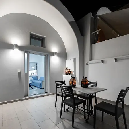 Golden Comfort Suites 公寓 Vóthon